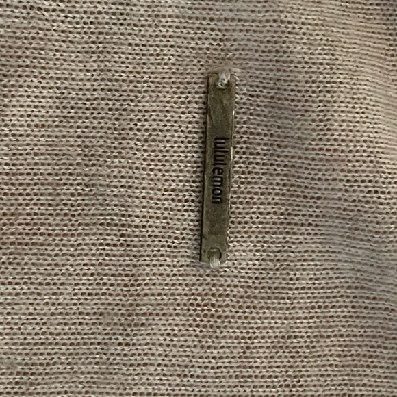 LULULEMON Cashmere Zen Wrap Sweater RARE FIND! 12 - Picture 3 of 3